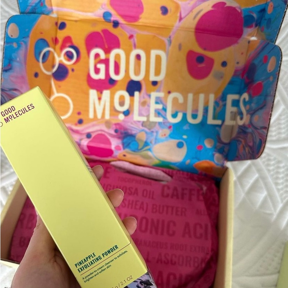 Good Molecules Pineapple Exfoliating Powder 🍍